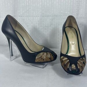 Sergio Rossi Leather Peep-Toe w/Green Shimmer Heels, missing heel tap – Size 36